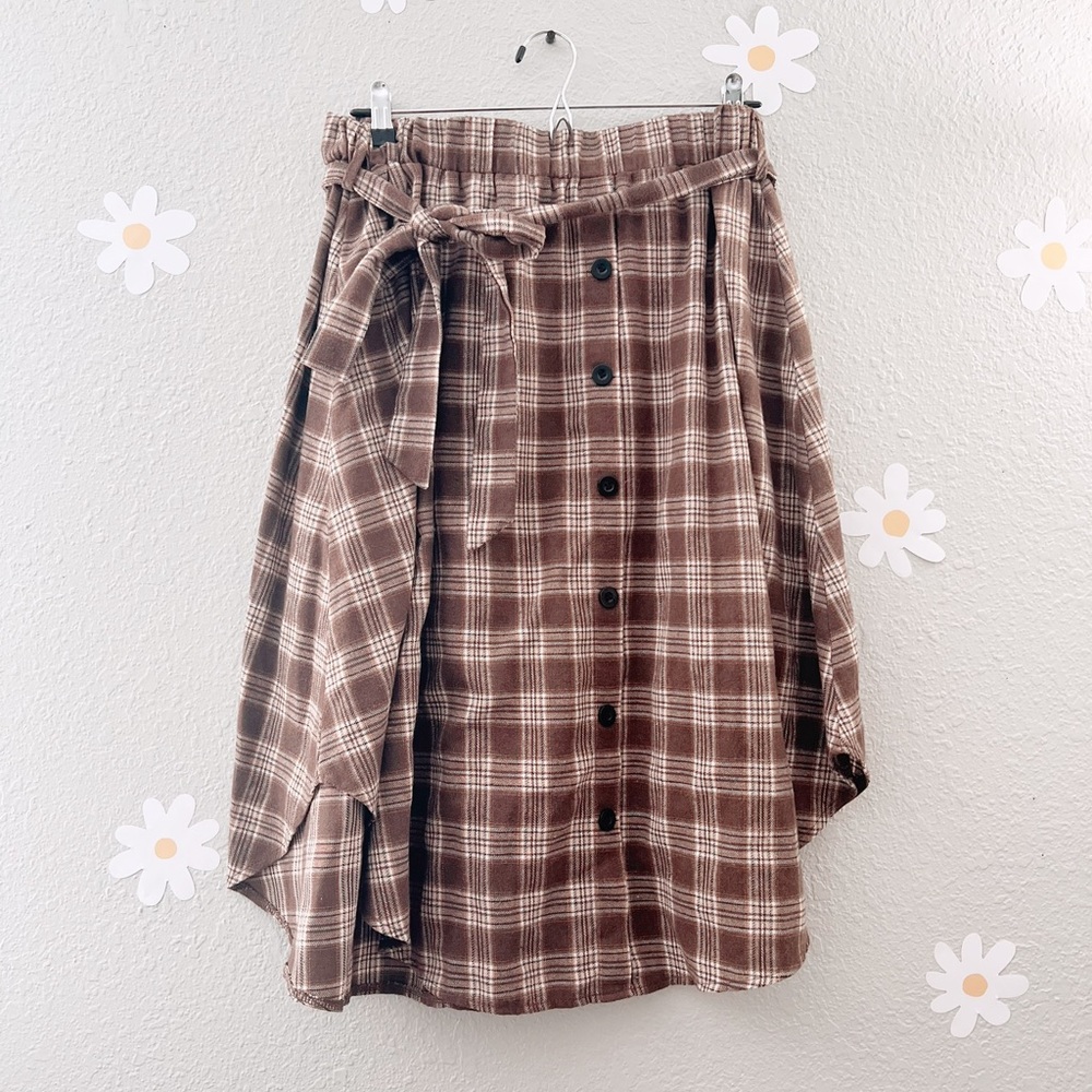 Brown plaid checkered skirt